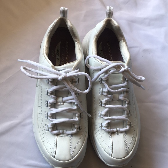 Women’s Skechers ArchFit citi drive Air Cooled WHITE SILVER sneakers Size 8 - Picture 2 of 8